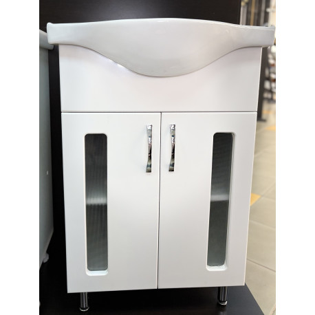 Мебель для ванной Clasic 55 со стеклом с умывальником 7055